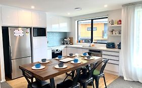 Four Seasons Villa Queenstown By Myholidays